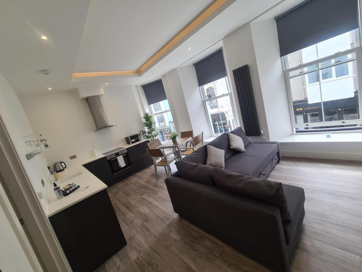 28 Harbour Lettings Luxury Apartments For Over 25S プリマス エクステリア 写真